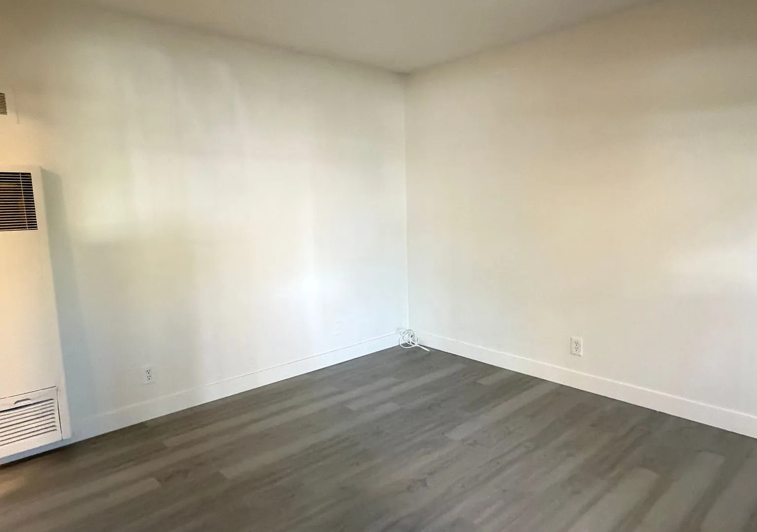 5804 Gage Ave (RR) — Photo 4