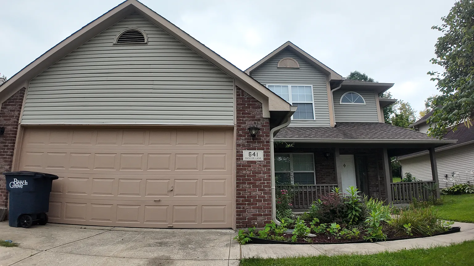 641 Danver Ln photo 1