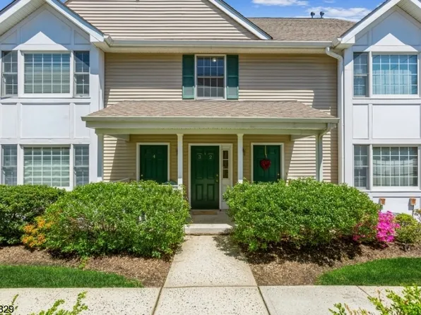 179 Roseland Ave #3, Caldwell Boro Twp., NJ 07006