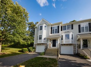 4001 Hancock Dr #4001, Danbury, CT 06811
