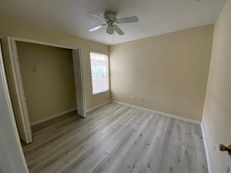 2327 Prime Cir #B — Photo 18