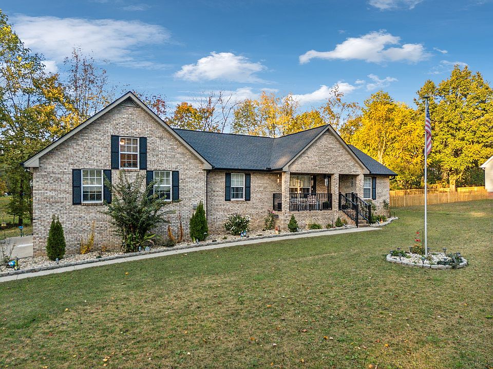 1st image of 128 Larkspur Ct