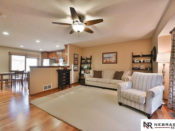 5th image of 2612 N 189th St