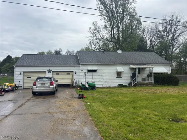 7662 Commerce St, Negley, OH 44441