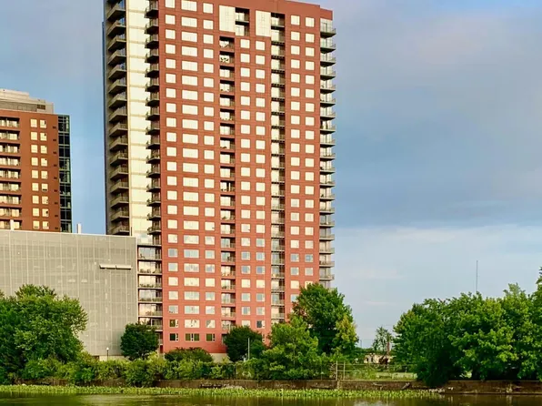 105 Christina Landing Dr APT 1508, Wilmington, DE 19801
