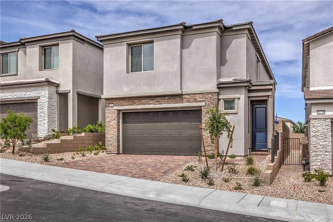 4 bed, 4.0 bath, 2405 sqft, $3,200 — Photo 2