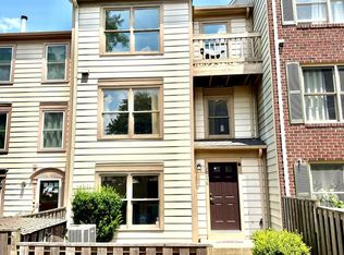 10456 Rapidan Ln, Manassas, VA 20109