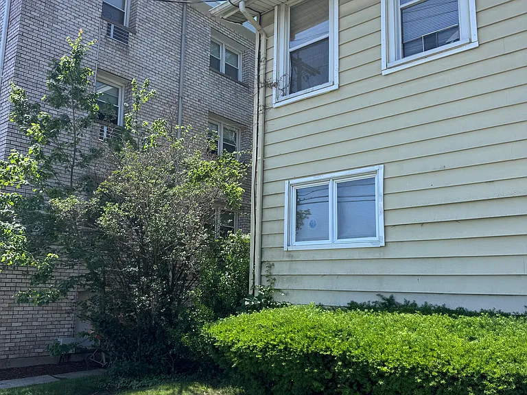 736 Savin Ave #2 — Photo 16