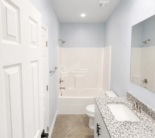 901 Mimosa Dr #B — Photo 8