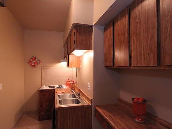 2nd kitchen