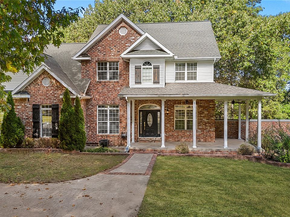 1st image of 1629 Clover Hill Rd