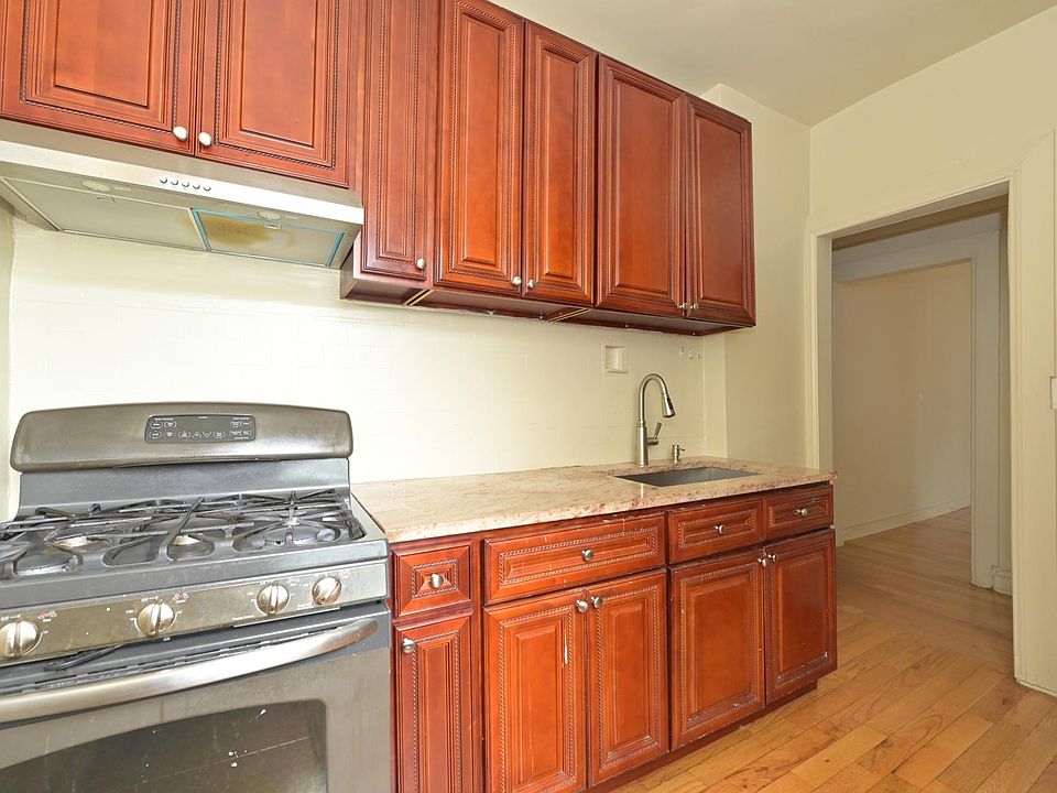 1st image of 8840 144th St APT B5