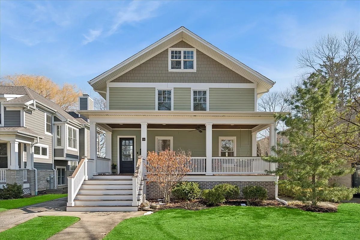 814 Park Ave photo 1