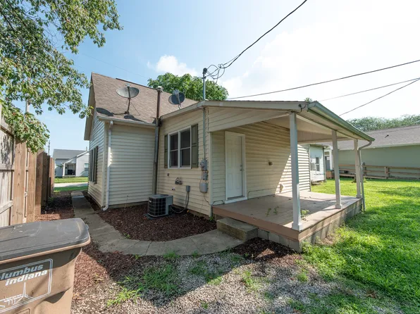 1303 9th St, Columbus, IN 47201