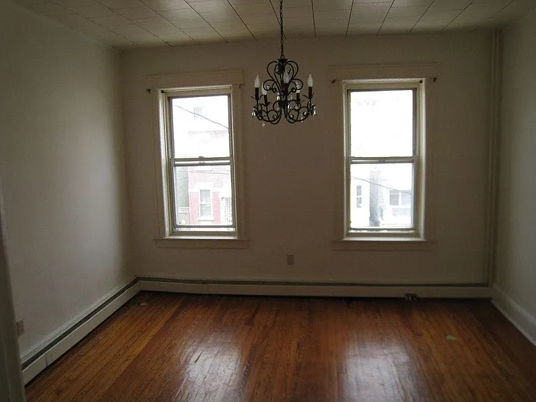 198 Delaware Ave #3L — Photo 4