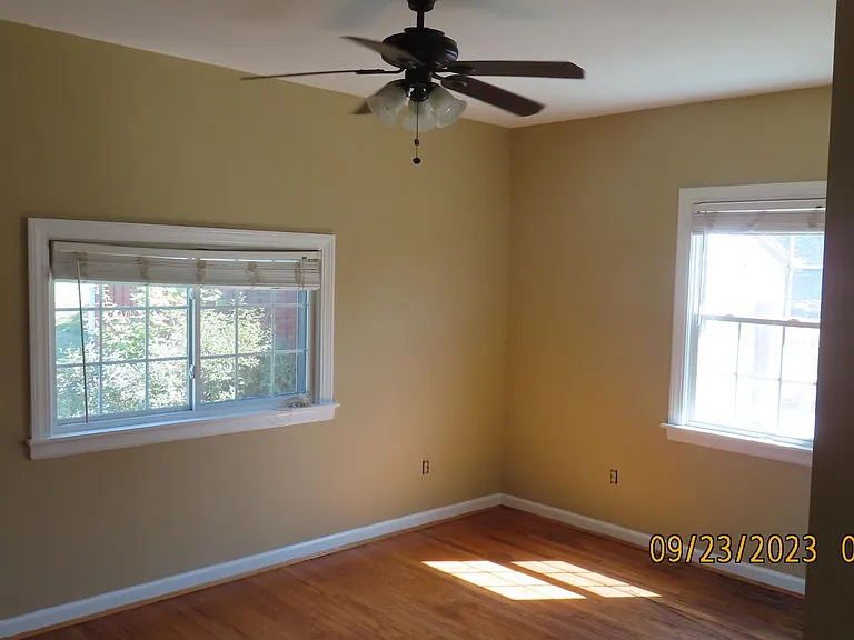 10501 Persimmon Grove Pike — Photo 6