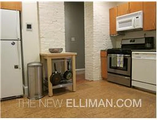 Sold by Douglas Elliman | media 24