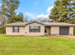 2525 N Post Oak Ln, Reno, TX 75462