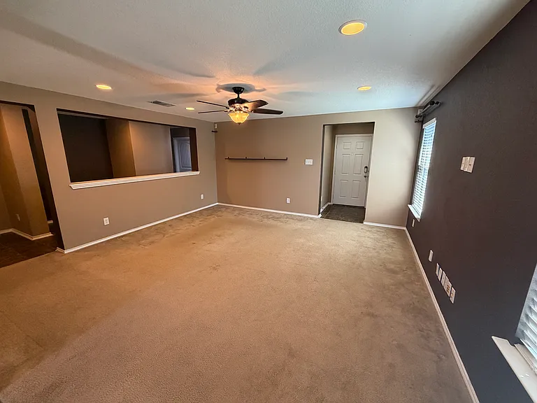 1484 Astor Crk — Photo 6