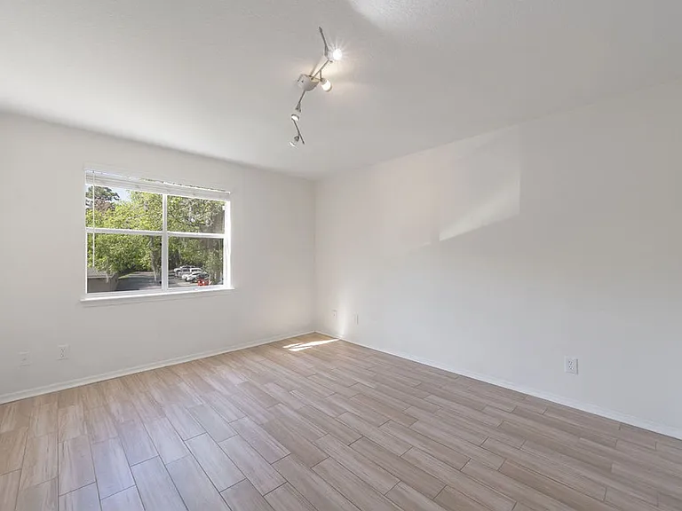 19 Arbor Club Dr #211 — Photo 20