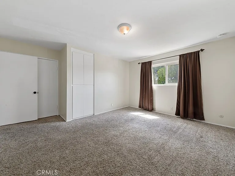 806 E 4th Ave — Photo 19