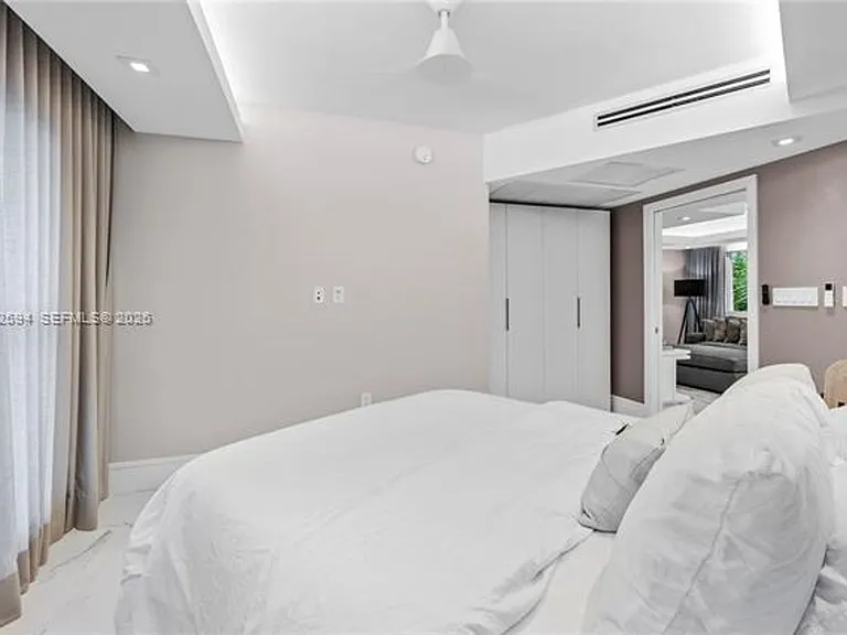 10190 Collins Avenue Cu #203 — Photo 15