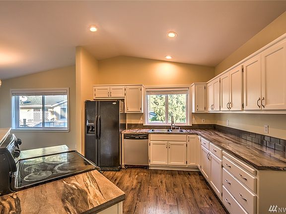 5th image of 3122 Glacier Ln
