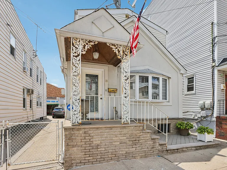 18 Patterson St — Photo 9