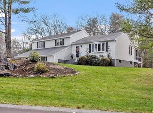 10 Delaney Way, Salem, NH 03079