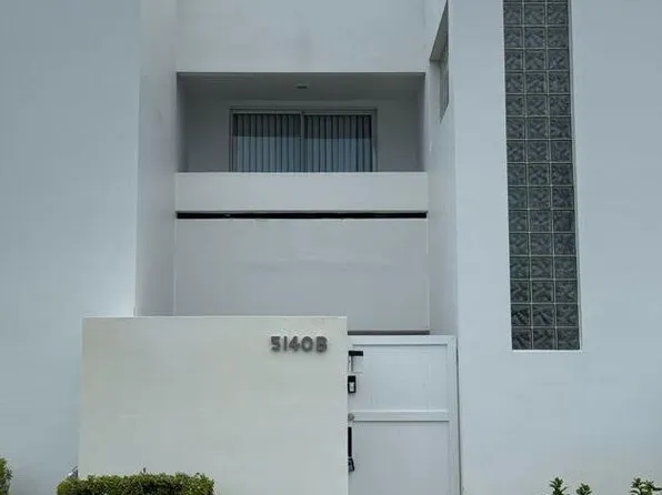5140 ELMHURST Road #B, West Palm Beach, FL 33417