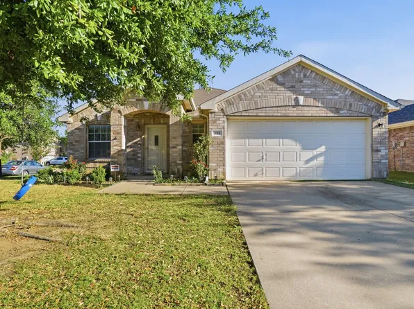 601 Midpark Ln, Euless, TX 76039