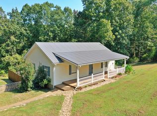 362 Airport Ridge Rd, Linden, TN 37096