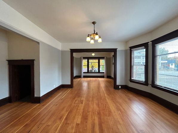 2912-2918 SE Belmont St #2916