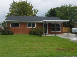 378 Meadowood Rd, Louisville, KY 40229