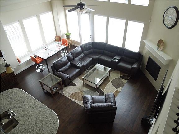 4th image of 14204 Sparrow Hill Dr