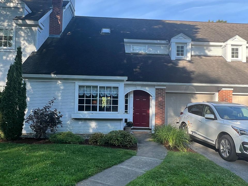 1st image of 24 Oakbeach Dr #24
