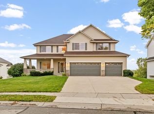 9545 Pheasant Xing, Saint Bonifacius, MN 55375