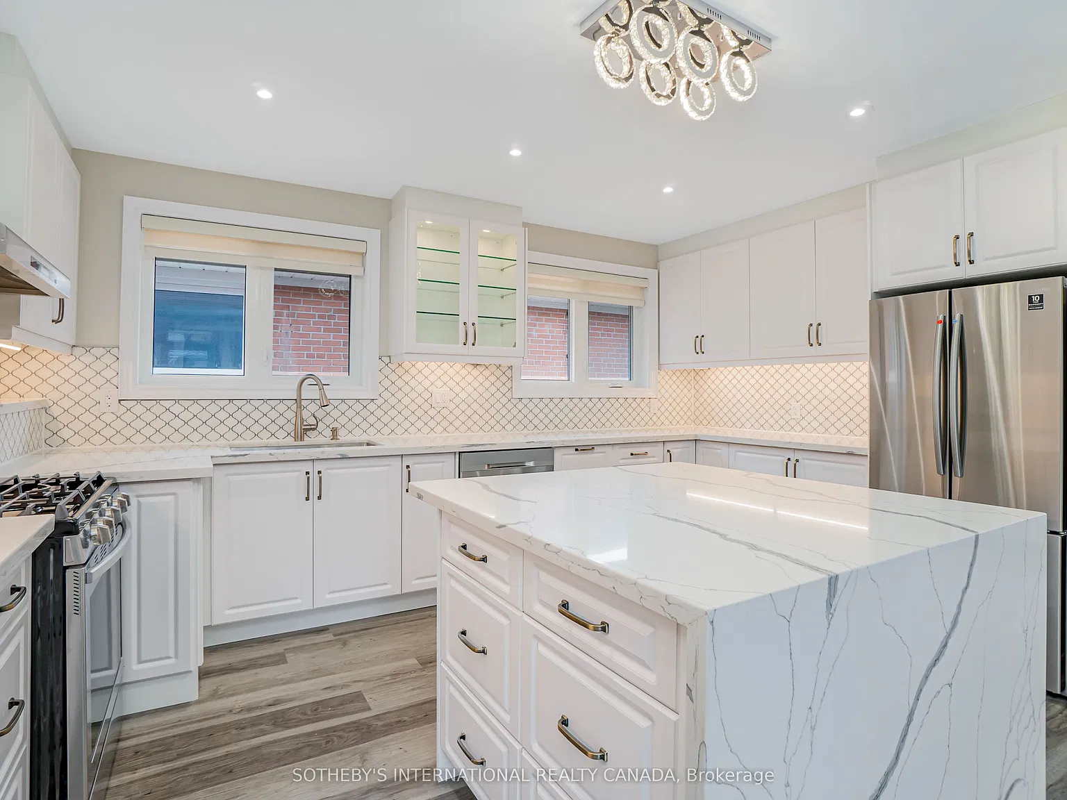 5 bed, $3,950 — Photo 4
