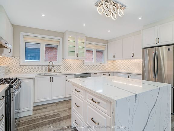 4th image of 50 Ravenview Dr