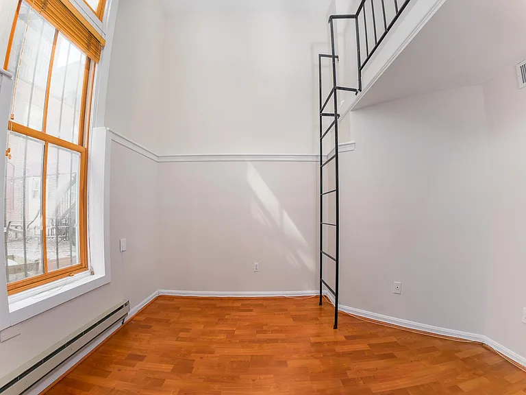 416 M St NW #B — Photo 11