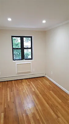 Rented by R New York | media 6