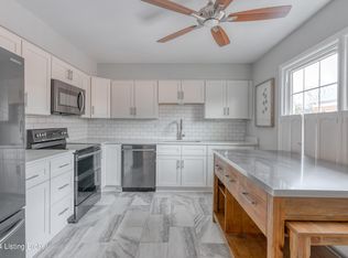 3817 Washington Sq APT 2B, Saint Matthews, KY 40207