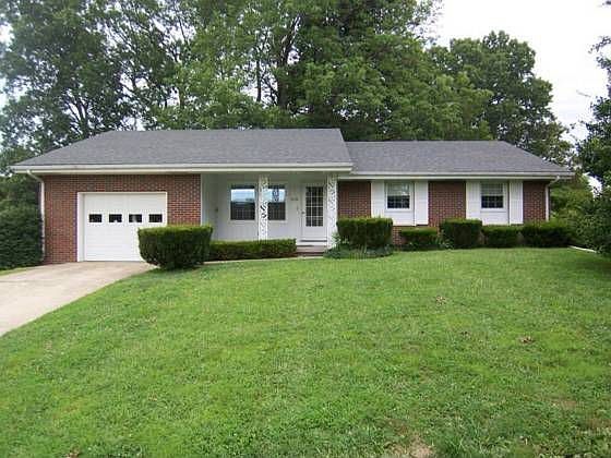 1st image of 610 Kennedy Dr