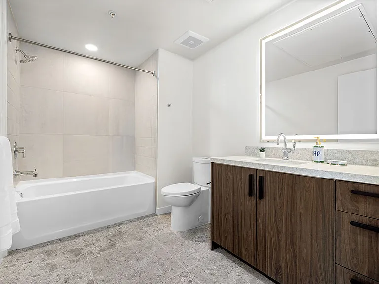 Maru Apartments — Photo 22