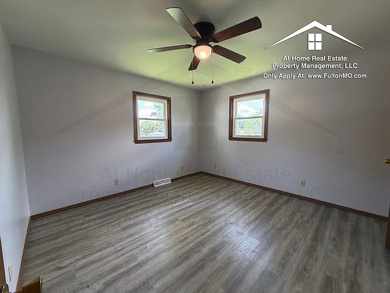 824 Bluff St — Photo 19