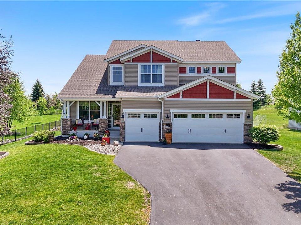 1st image of 2442 Lacy Ln