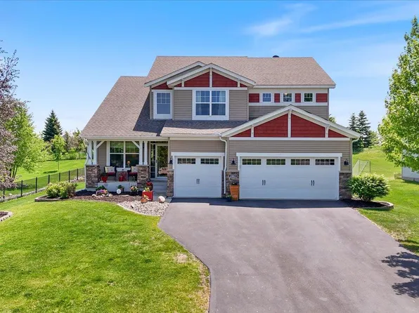 2442 Lacy Ln, Victoria, MN 55386