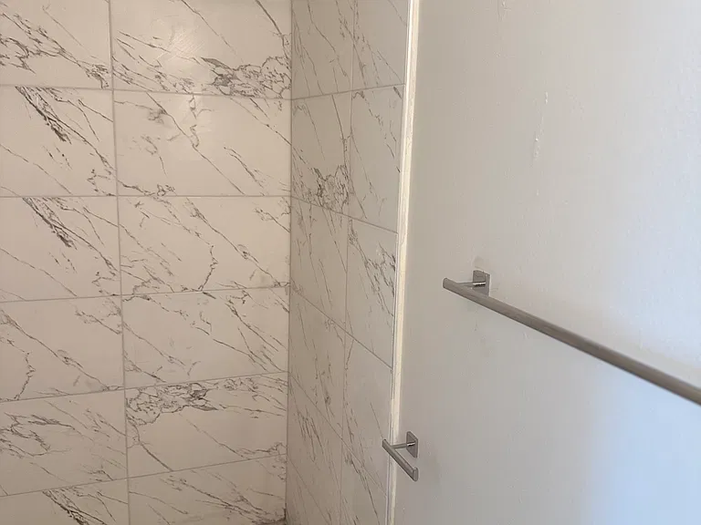 1508 NW 1st Ave #2 — Photo 8