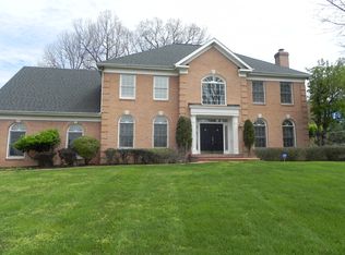 1526 Nightshade Ct, Vienna, VA 22182