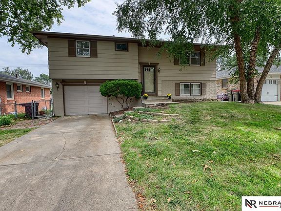 2nd image of 712 N 60th St